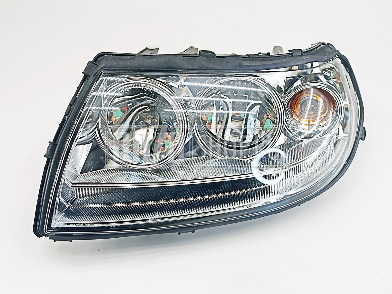 Фара УАЗ PATRIOT 2005-2014 (блок-фара) левая BOSCH (г.Рязань)** / 3163-3711011