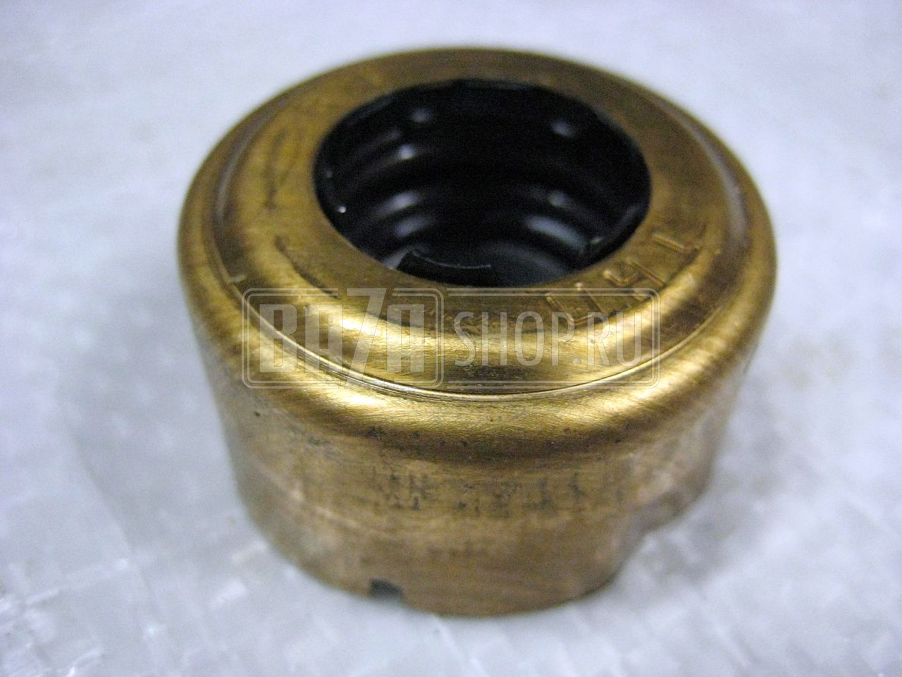 Манжета помпы УАЗ 421 дв.(100 л. с.), ГАЗ-24, КАМАЗ** / 2108.1307013