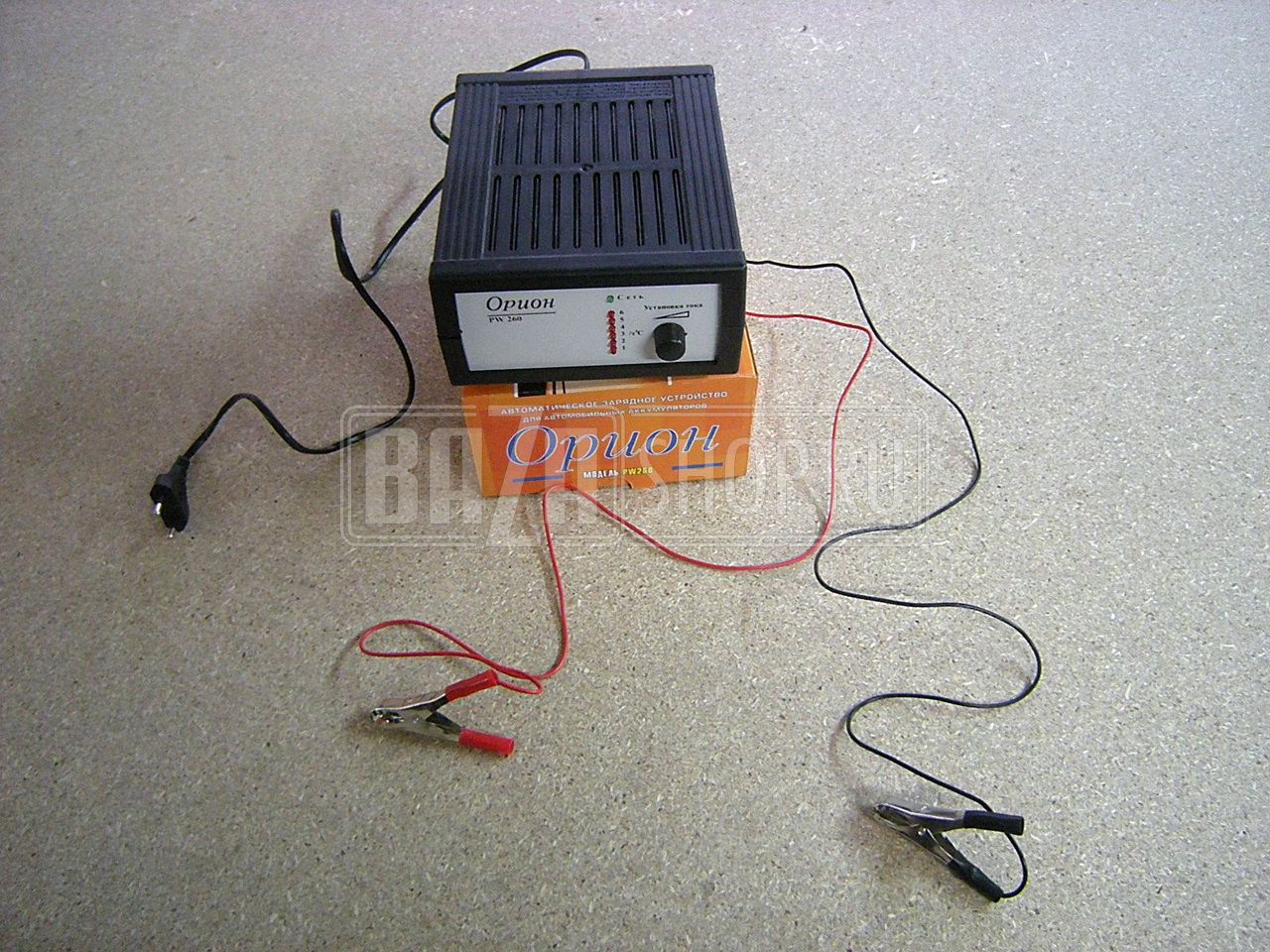 Зарядное устройство аккумулятора Орион PW260 (0-6А) 12В (светодиод.индикатор) / # Орион PW260