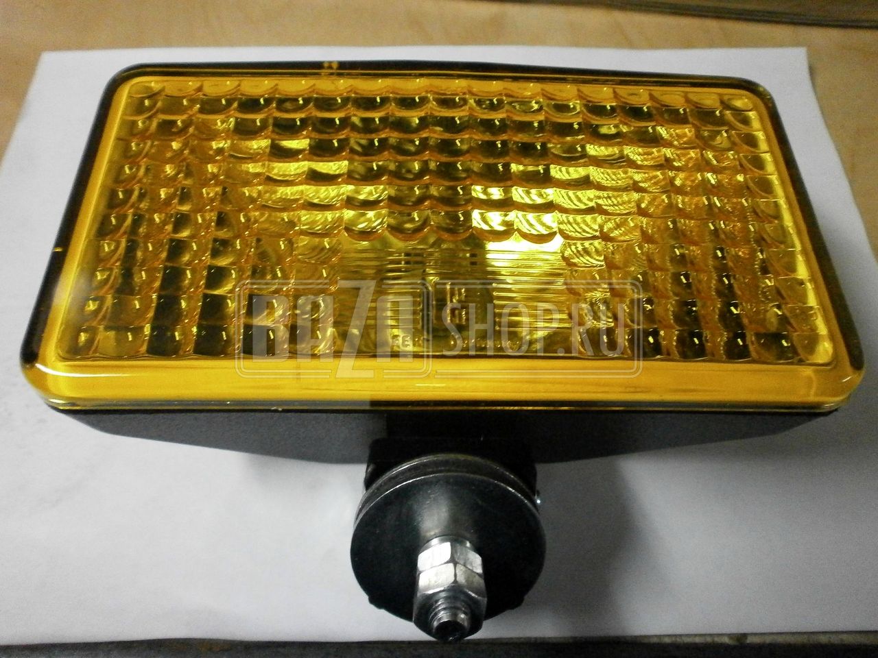 Фара дополнительная желтая, ПРЯМОУГОЛЬНАЯ (лампа ГАЛОГЕН Н3 55W 12V)** "БелФер" / 8724.304/301.002 "ЖЕЛТАЯ" (пластиковый корпус)