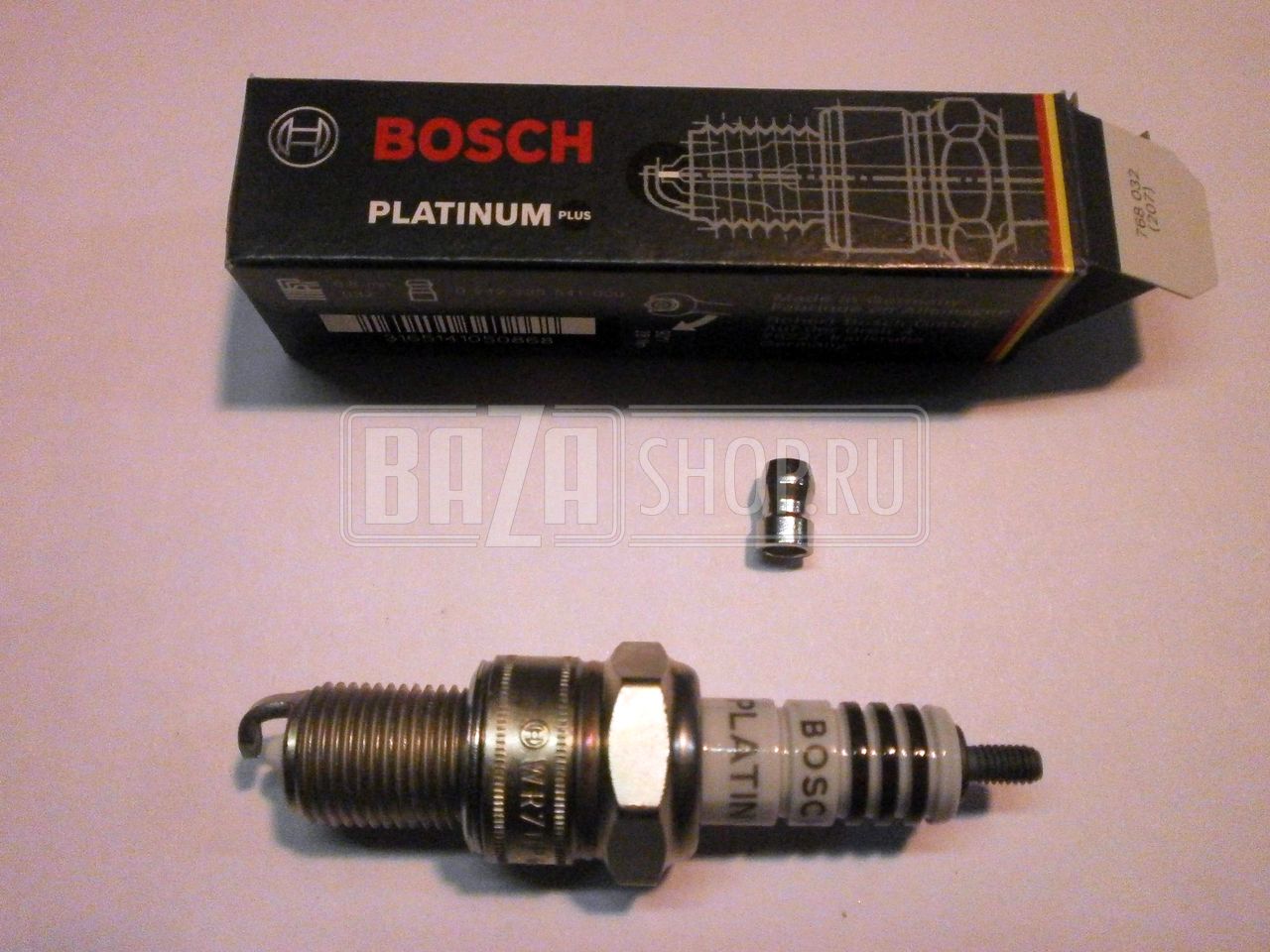 Свеча BOSCH Platinum+ ВАЗ 2108-099 карбюратор 0.8 мм 1 ШТ. ** WR7DP / # 0 242 235 541