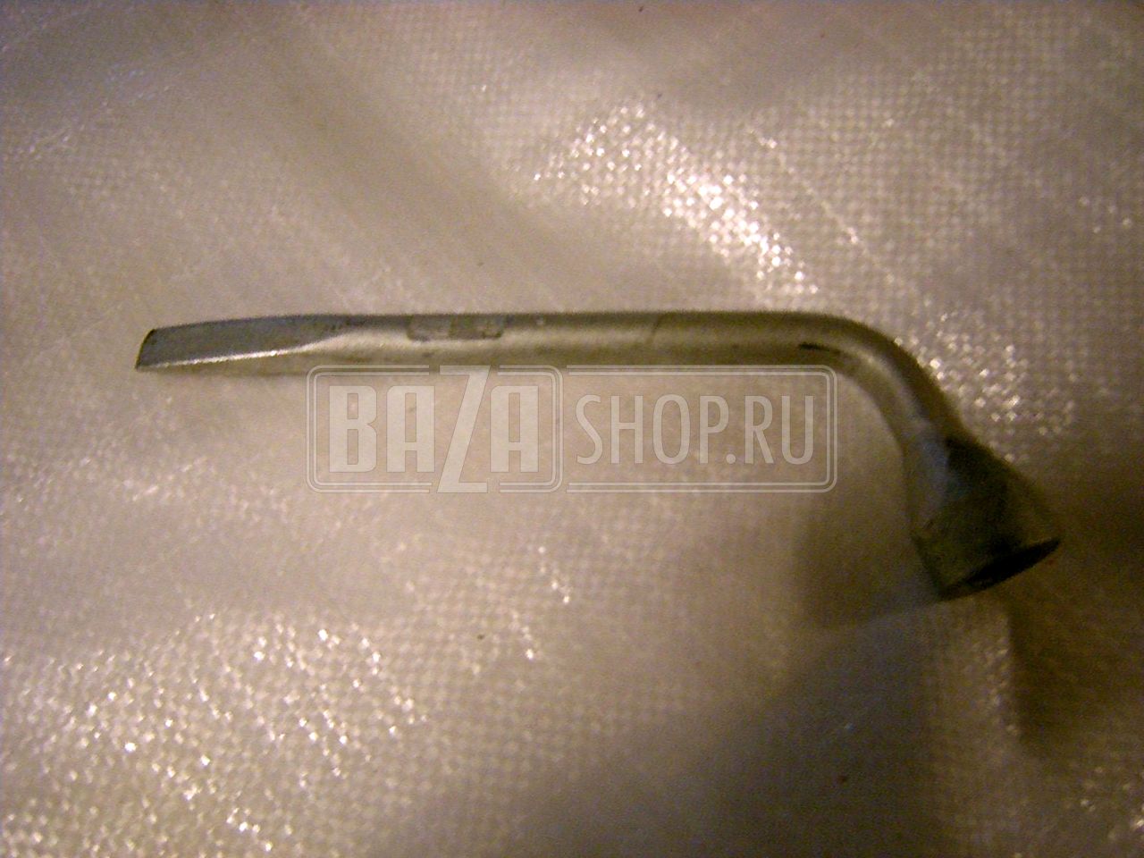 Ключ балонный "22" Г-образный ОАО "УАЗ" / 3151-3901440-10 (-20)