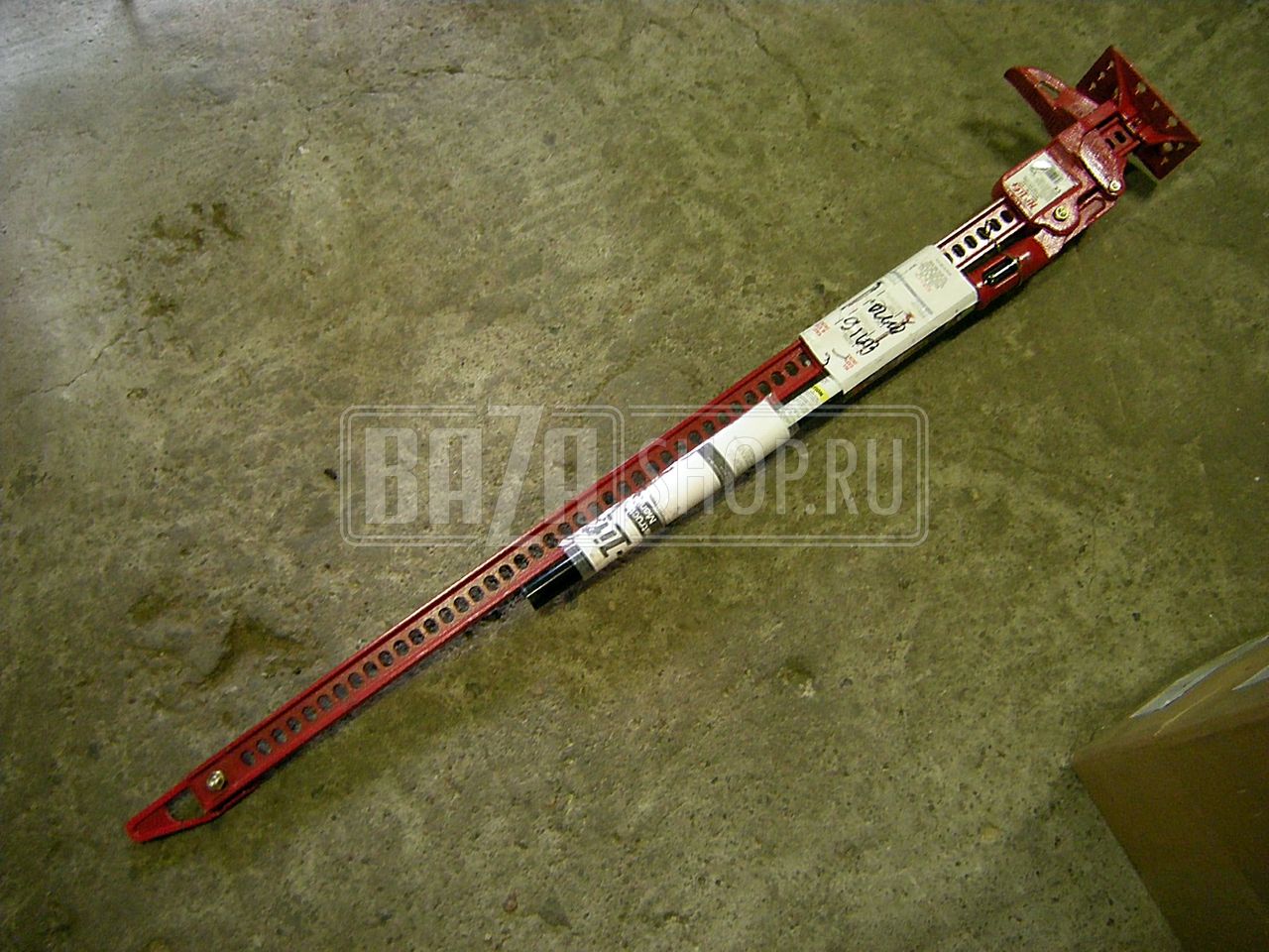 Домкрат реечный HI-LIFT HL-605 (чугун, красный) 60" / 1520 мм, 3 тонны / HI-LIFT HL-605