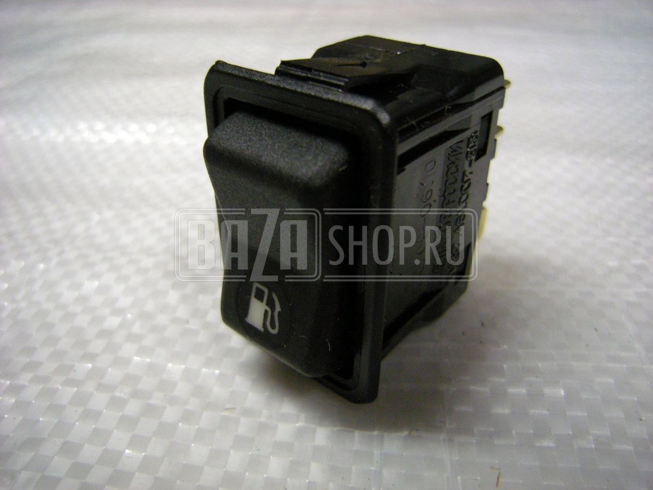 Клавиша переключения бензобака 3160, SIMBIR, PATRIOT, HUNТER, 31514** (82.3709-06.10) 8-конт. / 3160-3709040 (82.3709-06.10)