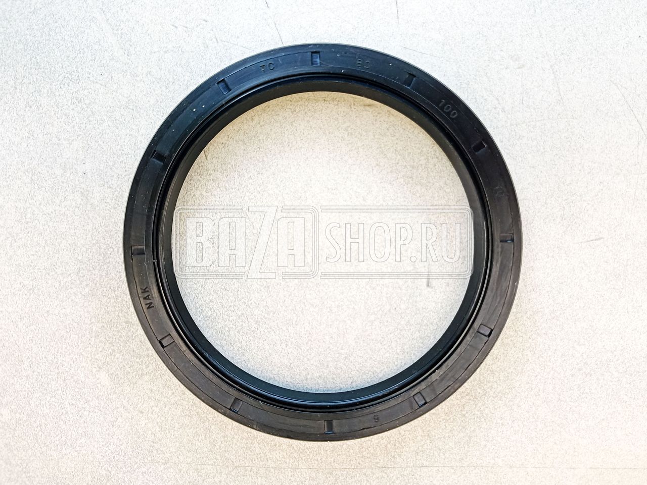 Сальник коленвала УАЗ, ГАЗ, ВАЗ 2108-09 ЗАДНИЙ 80x100x10 ** NAK International / 2108.1005160 / TC (NN701B/C/C//)/ (NK701B/C/C//)